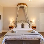 Manoir De La Peytelie B&B