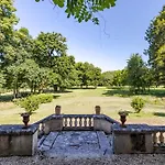 Manoir De La Peytelie