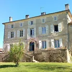 Manoir De La Peytelie