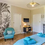 Manoir De La Peytelie B&B