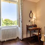 B&B Manoir De La Peytelie